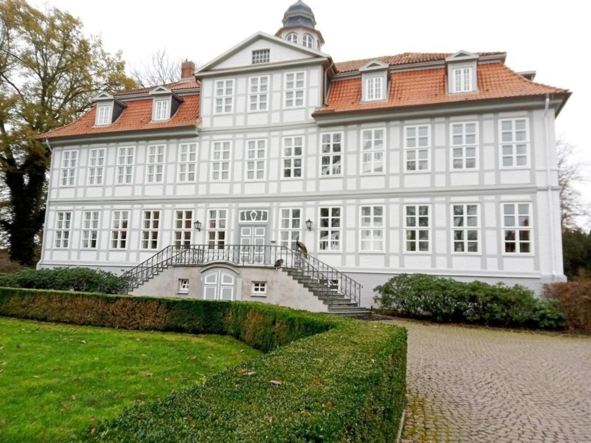 Herrenhaus Appartement 4 Luedersburg ภายนอก รูปภาพ