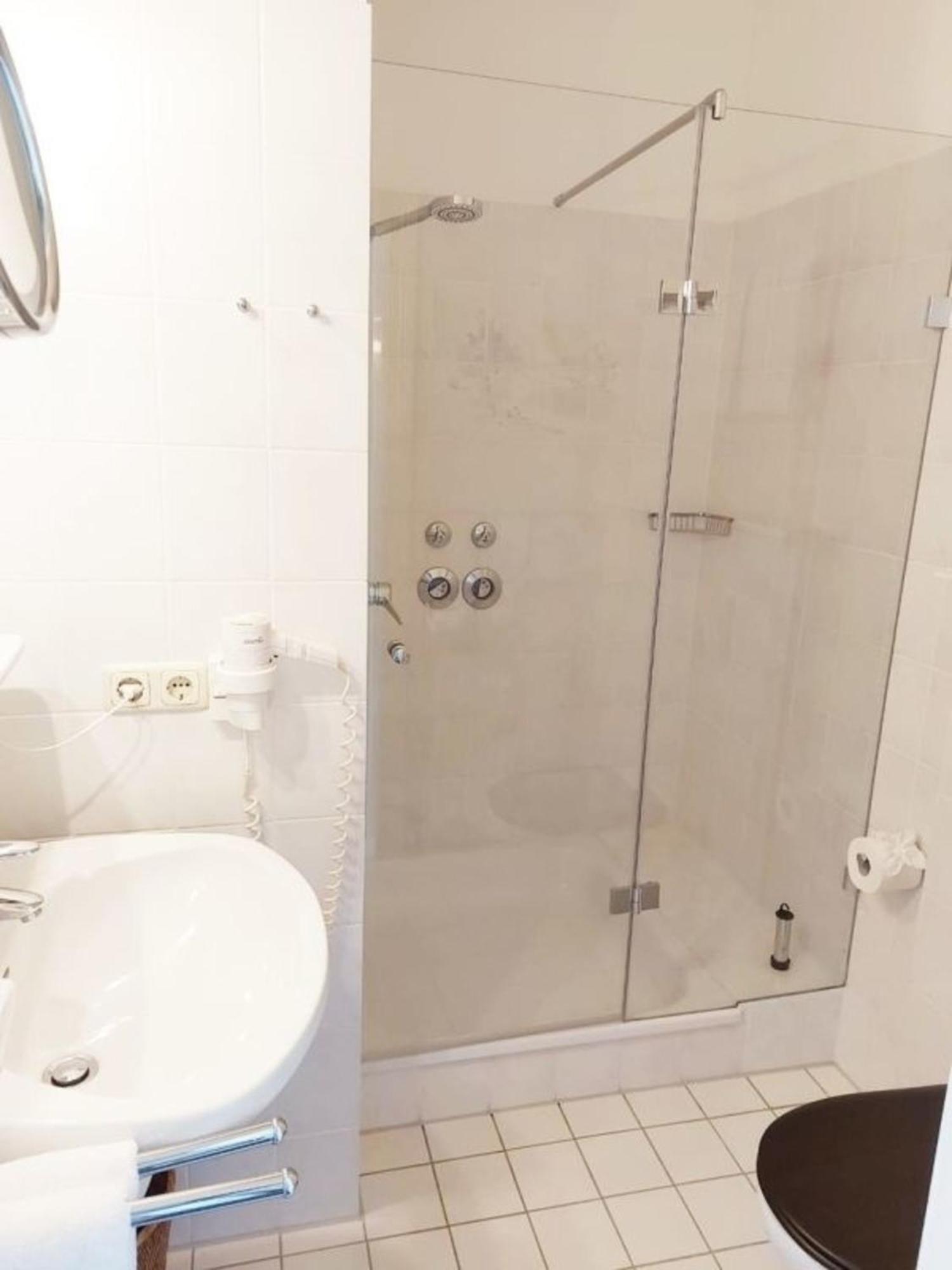 Herrenhaus Appartement 4 Luedersburg ภายนอก รูปภาพ
